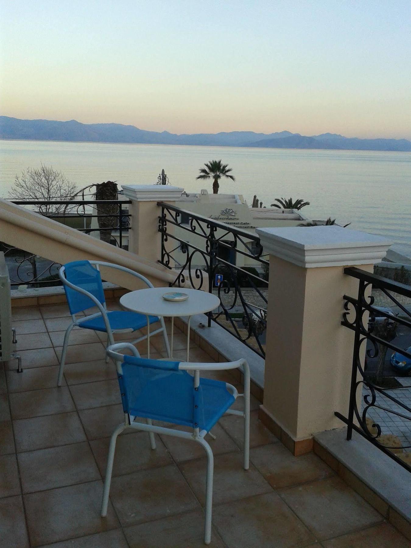 Garitsa Bay Apartment Corfu  Esterno foto